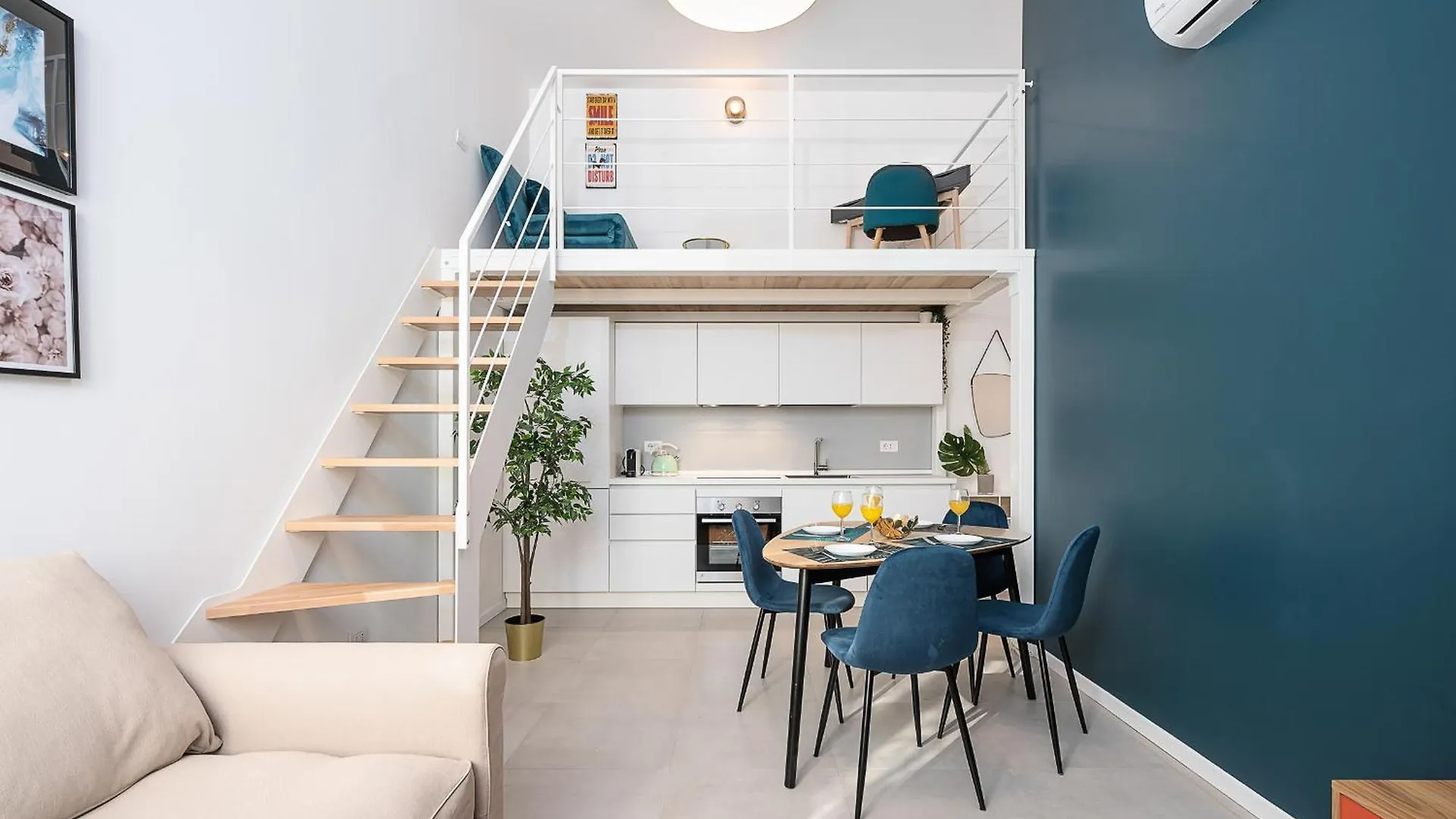 Classbnb - Bright Apartment Near The City Center 밀라노 0*,  이탈리아